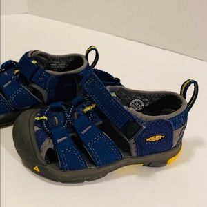 Keen, toddler, navy sandals